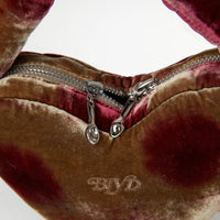 〖WULTMAS X Affection BLVD〗Marshmallow Heart Clutch in Susu