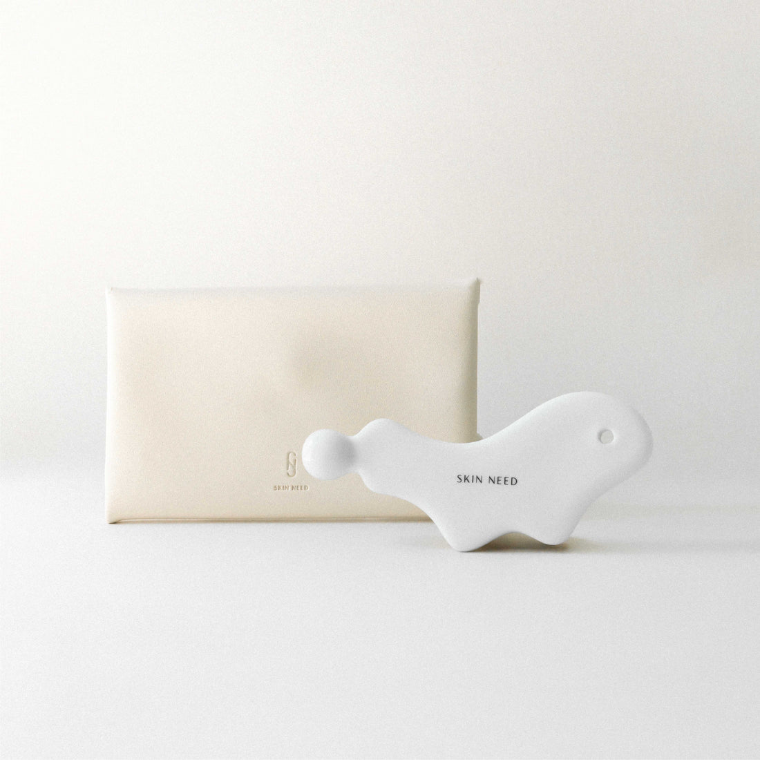 Porcelain Face Gua Sha 陶瓷穴位按摩板