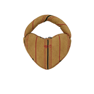 〖WULTMAS X Affection BLVD〗Marshmallow Heart Clutch in Woody